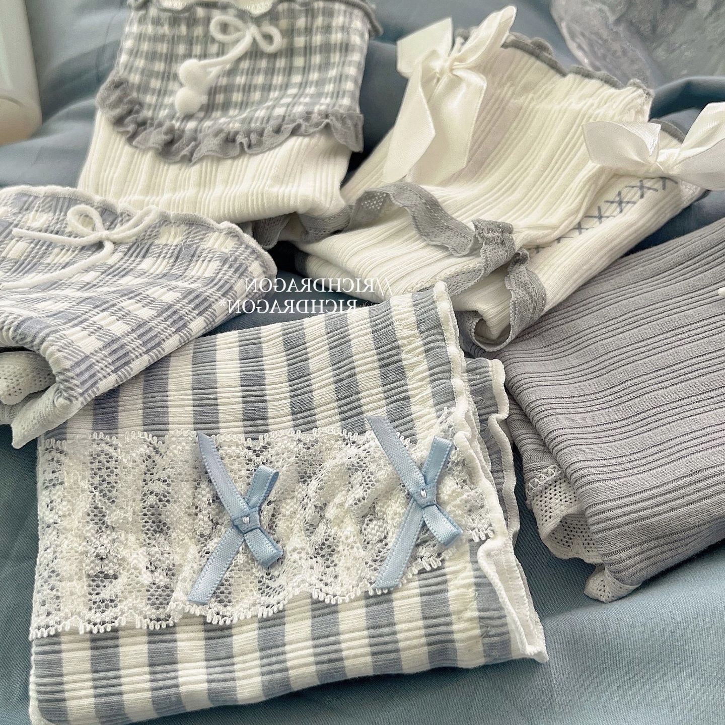 HOM纯欲内裤女士甜美蕾丝边纯棉裆白条纹包臀中腰三角裤女纯欲风