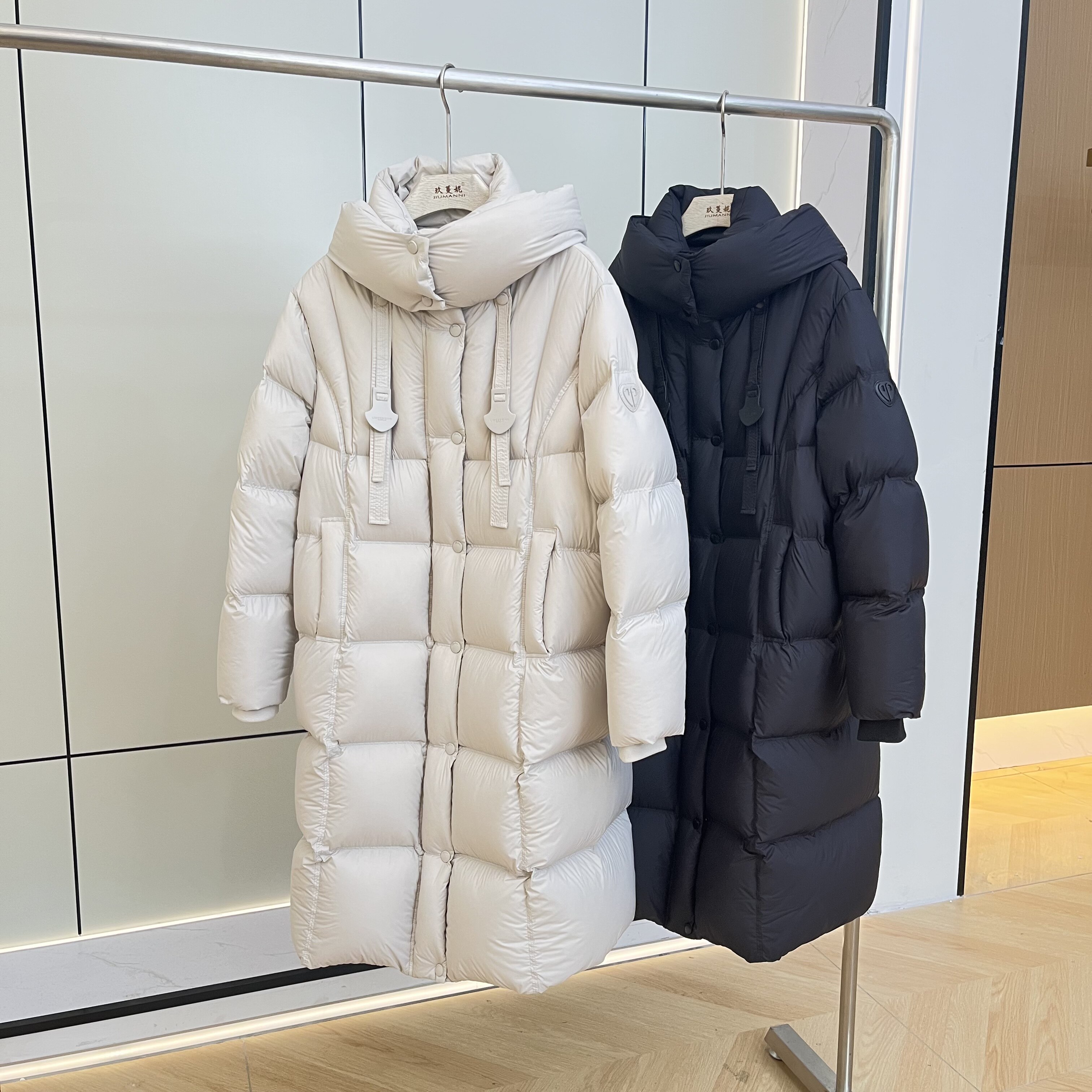 泡芙95白鸭绒2025冬季新款加厚保暖过膝长款连帽羽绒服女士外套潮,女装/女士精品,羽绒服,淘宝优惠券,粉丝福利购,淘宝优惠卷