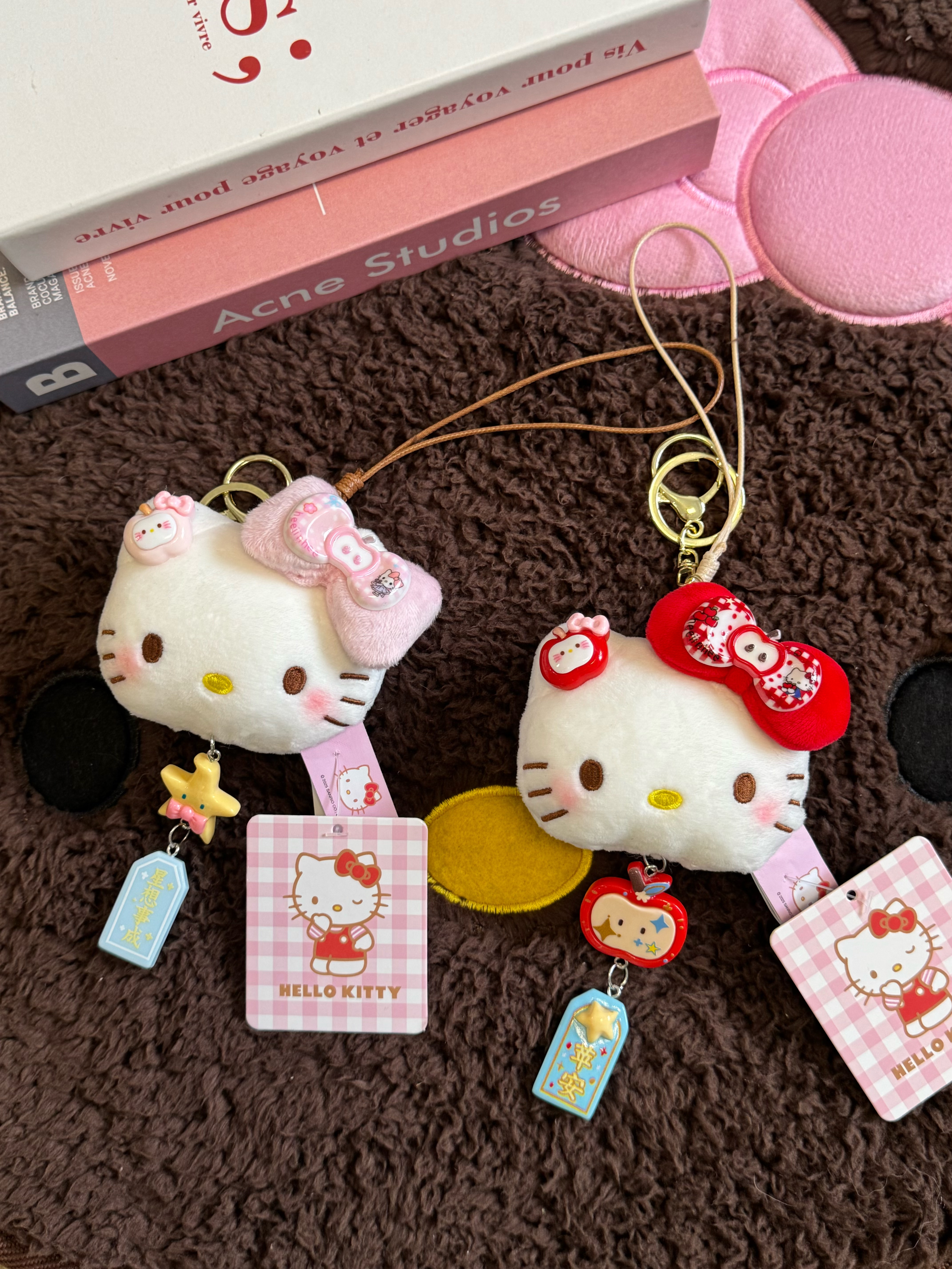 HelloKitty毛绒公仔挂件包包装饰挂件车挂装饰可爱汽车挂件钥匙扣