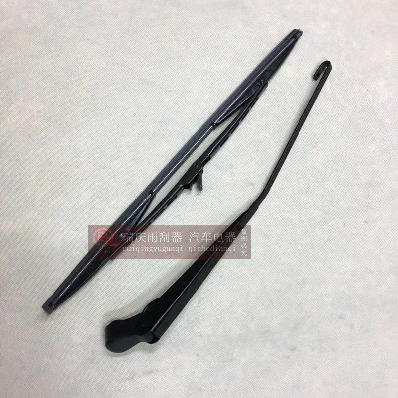 东风尖头起重机吊车教练车国四驾驶室雨刮臂片雨刮器