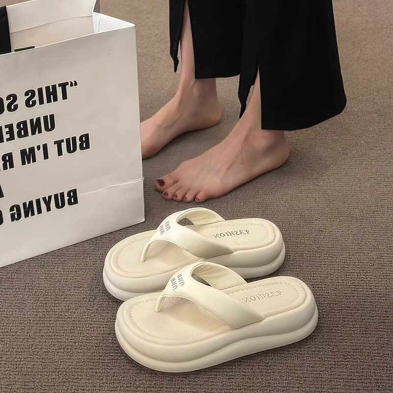 厚底人字拖鞋女外穿夹脚夹趾凉拖鞋2024夏季新款休闲海边沙滩凉鞋