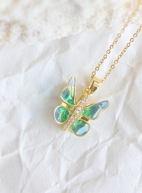 灵扬手作新品小众轻奢小蝴蝶项链吊坠滴胶时尚破茧成蝶锁骨链女