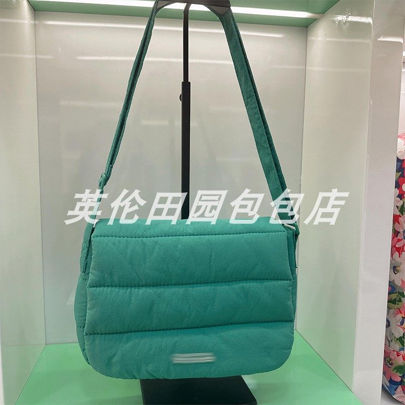 夏季新款新加坡小众潮牌银色包包高级感休闲邮差包单肩斜挎小方包