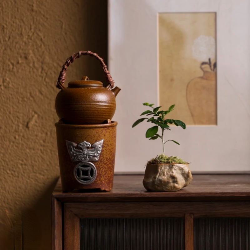 粗陶酱釉兽面纹煮茶炉中式复古家用煮茶器茶道配件酒精灯煮茶套装