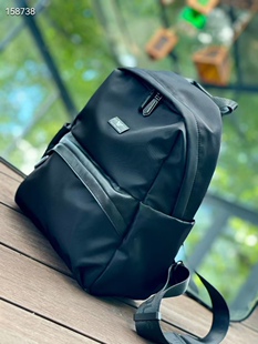 野狼部落 WILD WOLF TRIBE 個性潮款雙肩包街拍達人潮酷高級背包