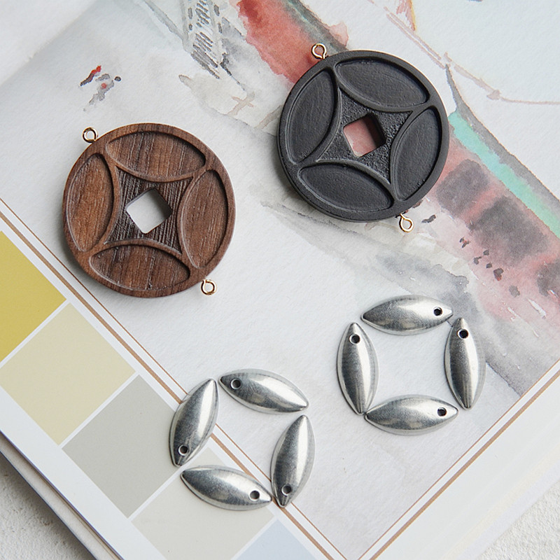 宋锦蓝染刺绣新中式底托包布螺钿点翠底胚黑胡桃木质双面八宝钱币