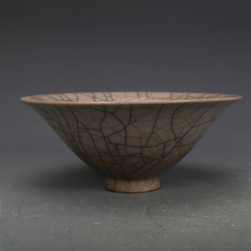 宋瓷收藏官窑青釉开片斗笠碗古董古玩五大名窑旧货老货收藏