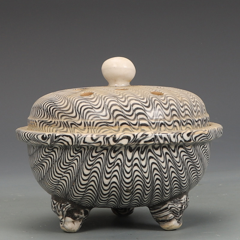 宋瓷收藏绞胎三足香熏炉古董古玩旧货老货收藏摆件