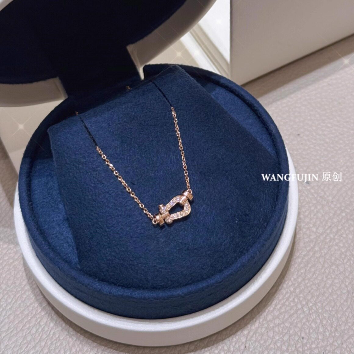 法国18K金马蹄扣项链女forca系列MINI小号半钻锁骨链纯银钻石礼物