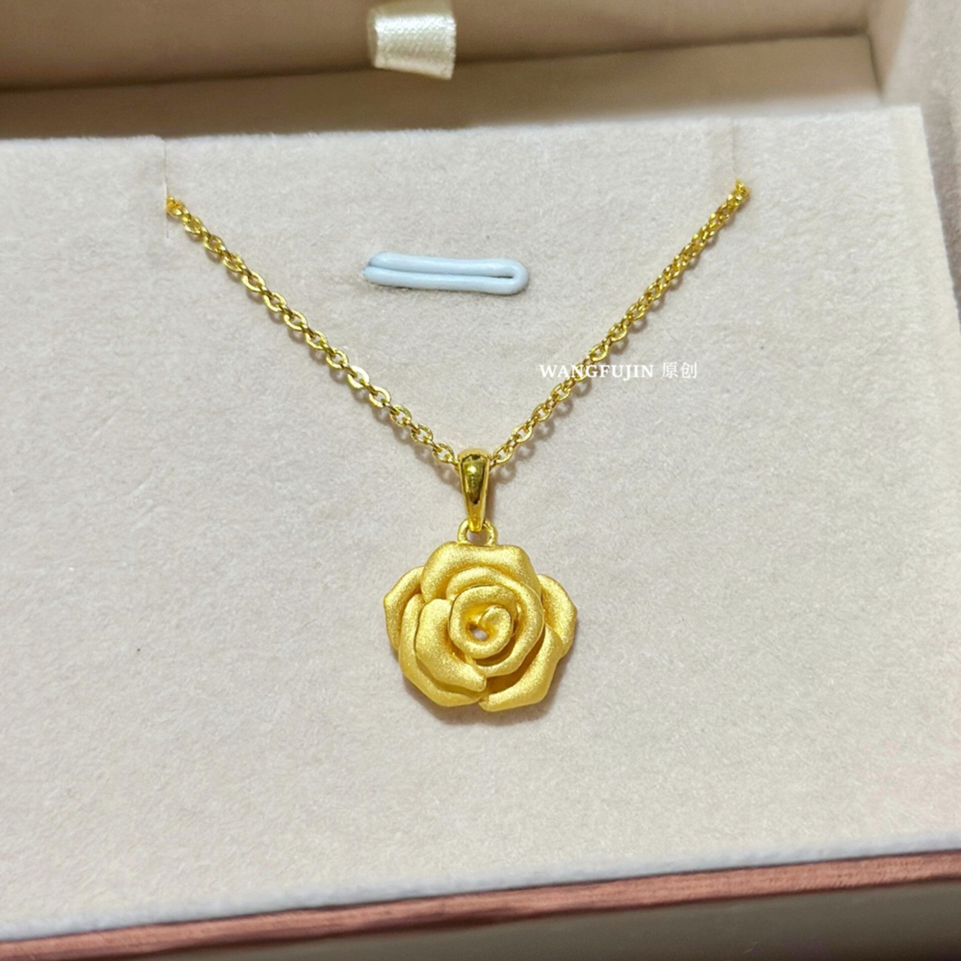 周先生18K金玫瑰花项链 女轻奢纯银立体花蕊锁骨链时尚高级感礼物 - 王府井官万独立设计师出品