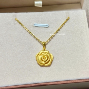 周先生18K金玫瑰花项链 女轻奢纯银立体花蕊锁骨链时尚高级感礼物