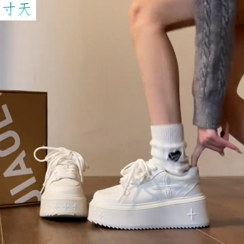 百搭四叶草厚底小白鞋女2
