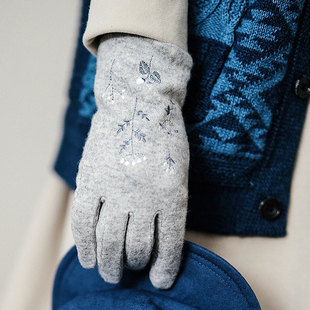 Lion 日本设计植物刺绣羊毛手套可触屏加厚秋冬女浅灰黑驼 草叶集
