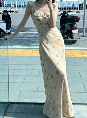 2026新款法式1/4吋套筒扳手袖黄色碎花吊带洋装子女夏季海边度假