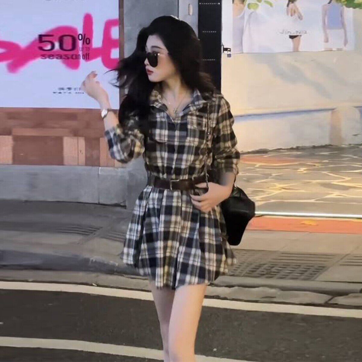 法式黑色冰丝防晒开衫女早春穿搭针织衫配吊带裙的小外搭薄款罩衫