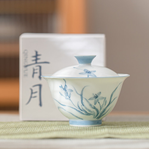 手绘白瓷三才盖碗茶杯