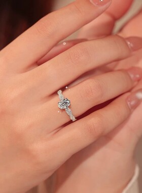 2026旋转芭蕾螺旋椭圆鸽子蛋形扭纹钻戒女小众时尚高级感戒指轻奢