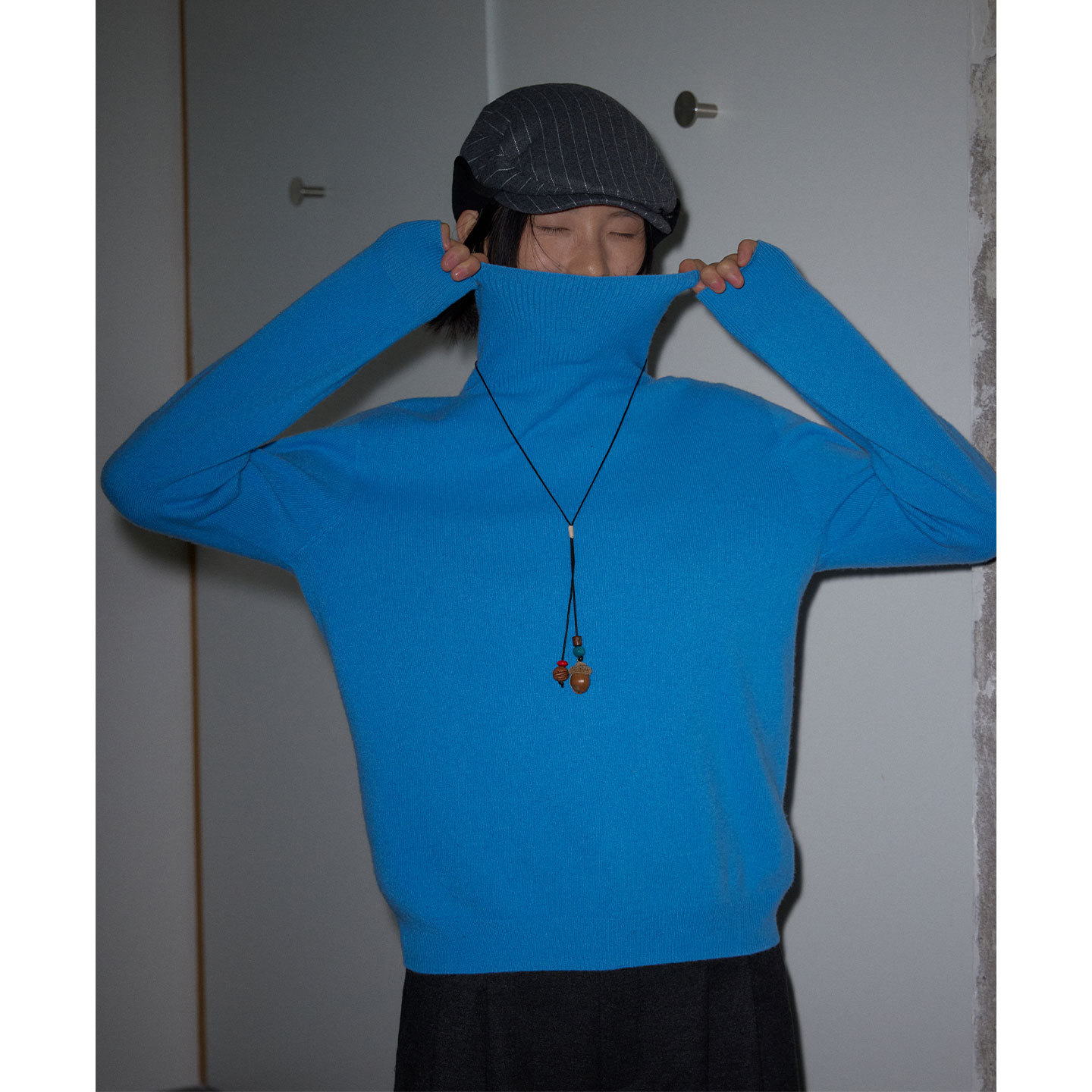 UNITY MODE 克莱因蓝100%羊毛高领毛衣女冬休闲针织打底衫540035