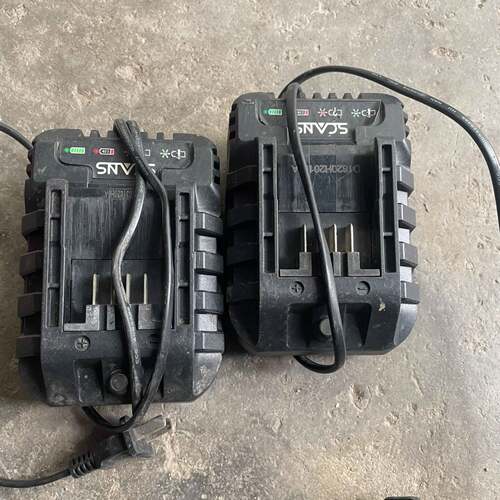 可维修SCANS 朝能D1820H充电器 20V 2A议价