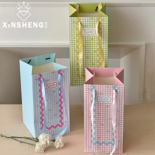 芯苼 袋diy礼品袋 原创小花格·手提袋花店鲜花束可爱甜美格子包装