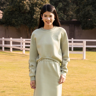 699 休闲简约卫衣女4420203A1 NUTS冬季 圆领设计感小众百搭短款