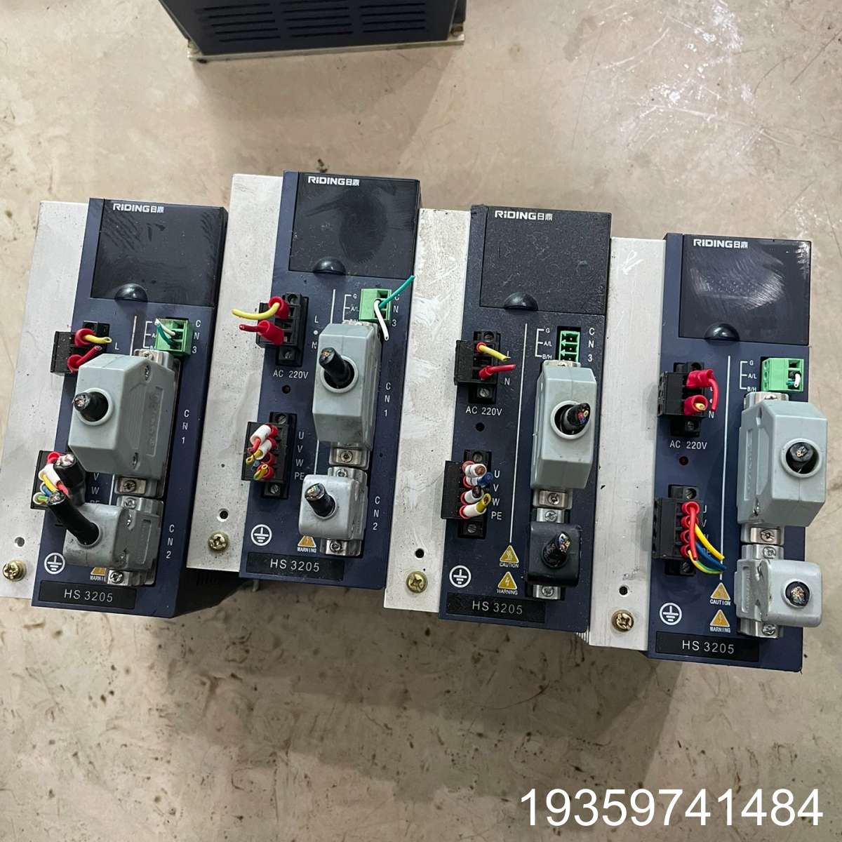 日鼎伺服驱动器，HS3205-VTN，20都很新1议价