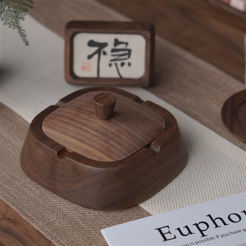 新款北美黑胡桃木烟灰缸家用客厅高级办公室带盖防飞灰.新中式创