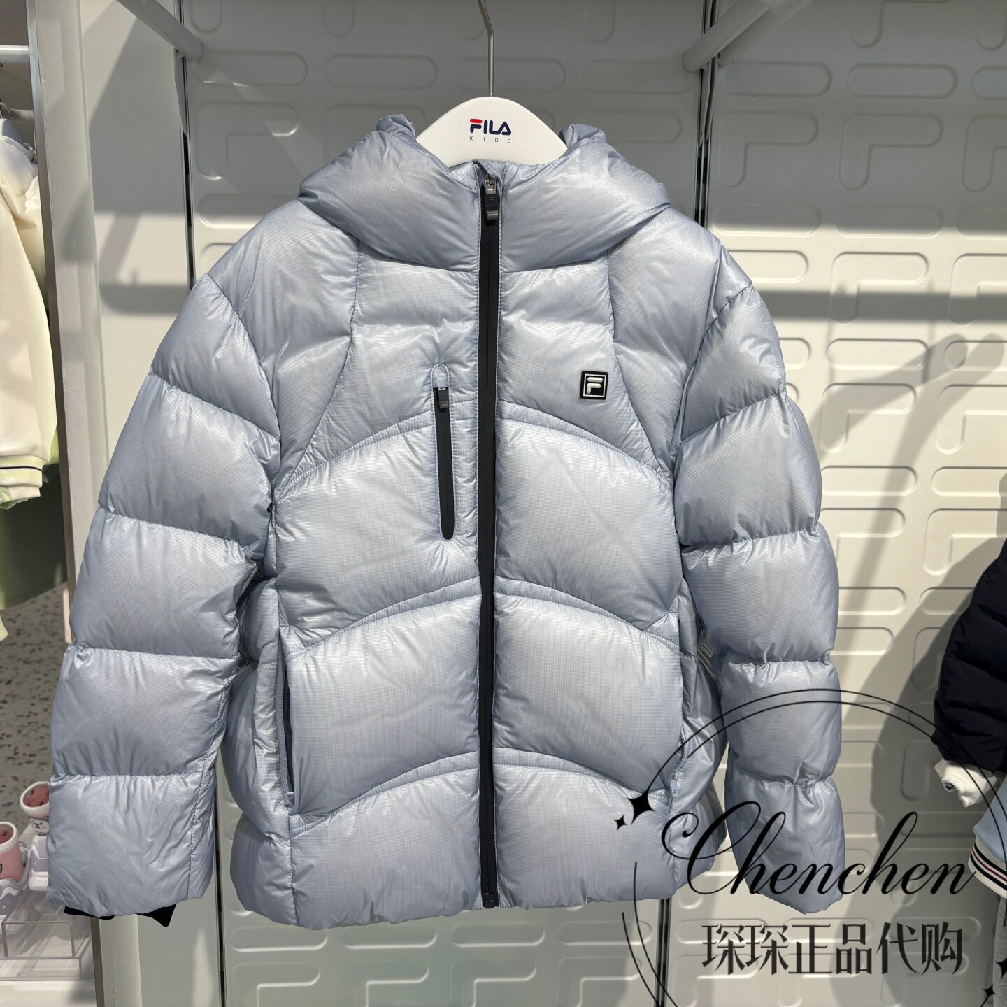 斐乐冬季男童鹅绒保暖连帽羽绒服