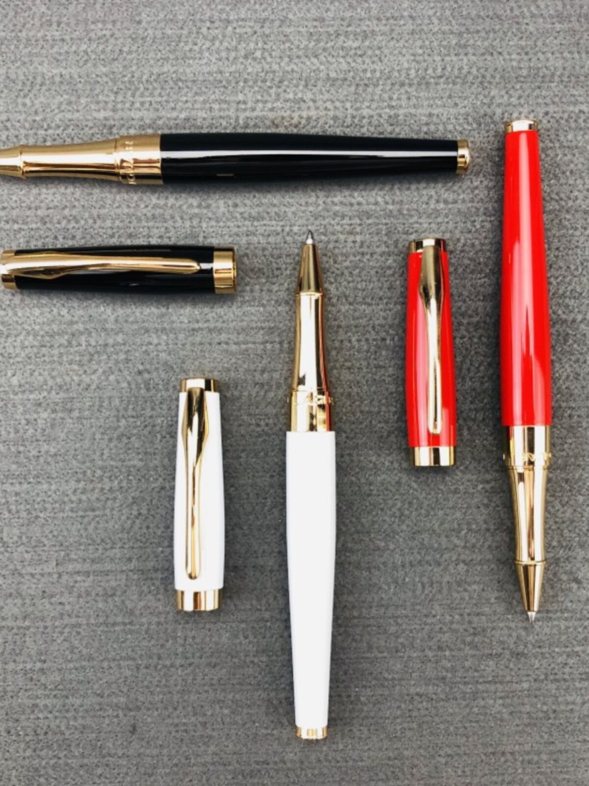 메탈 시그니처 펜 영국 브랜드 젤 펜 도금 18K 리얼 골드 워터 펜 메탈 펜 볼펜 수성 펜
