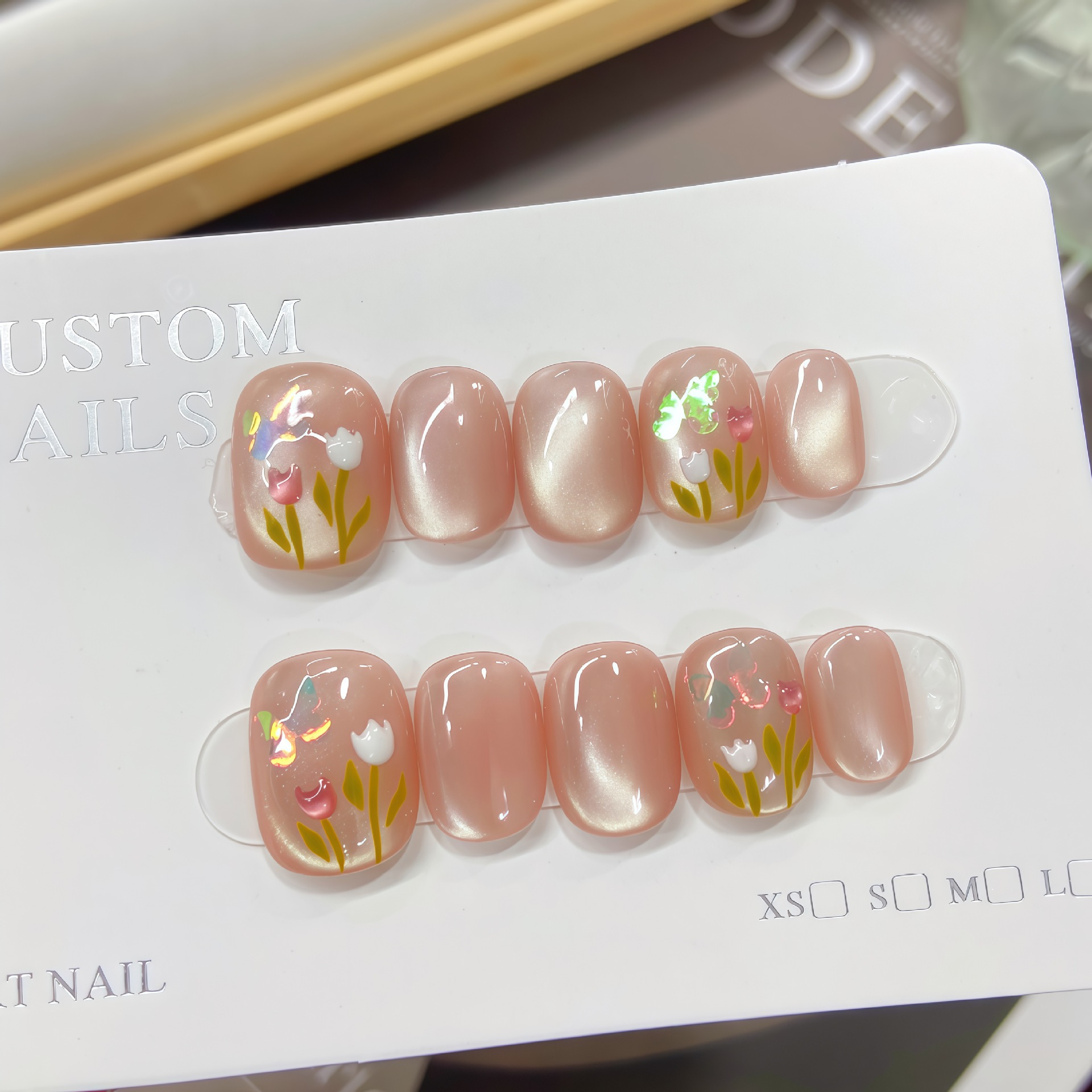 蝴蝶恋纯手工穿戴甲郁金香纯手绘花朵猫眼光疗甲气质显白指甲贴片