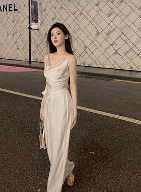 3折nicky 白色荡领吊带背心上衣女时尚洋气时髦无袖内搭美背网红