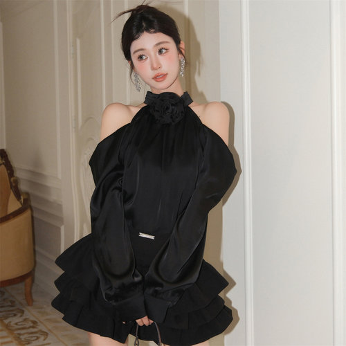 WILDSHADOW 官方授权2024春夏新款缎面高领花朵装饰漏肩衬衫