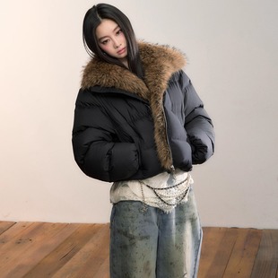 羽绒服 蓬松超轻可拆卸大毛领短款 VIAPITTI 25AW