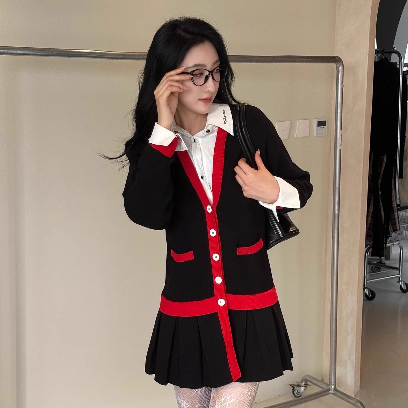 【国现】GCDS2J年春夏v领针织连体百褶裙连衣裙撞色开衫外套女