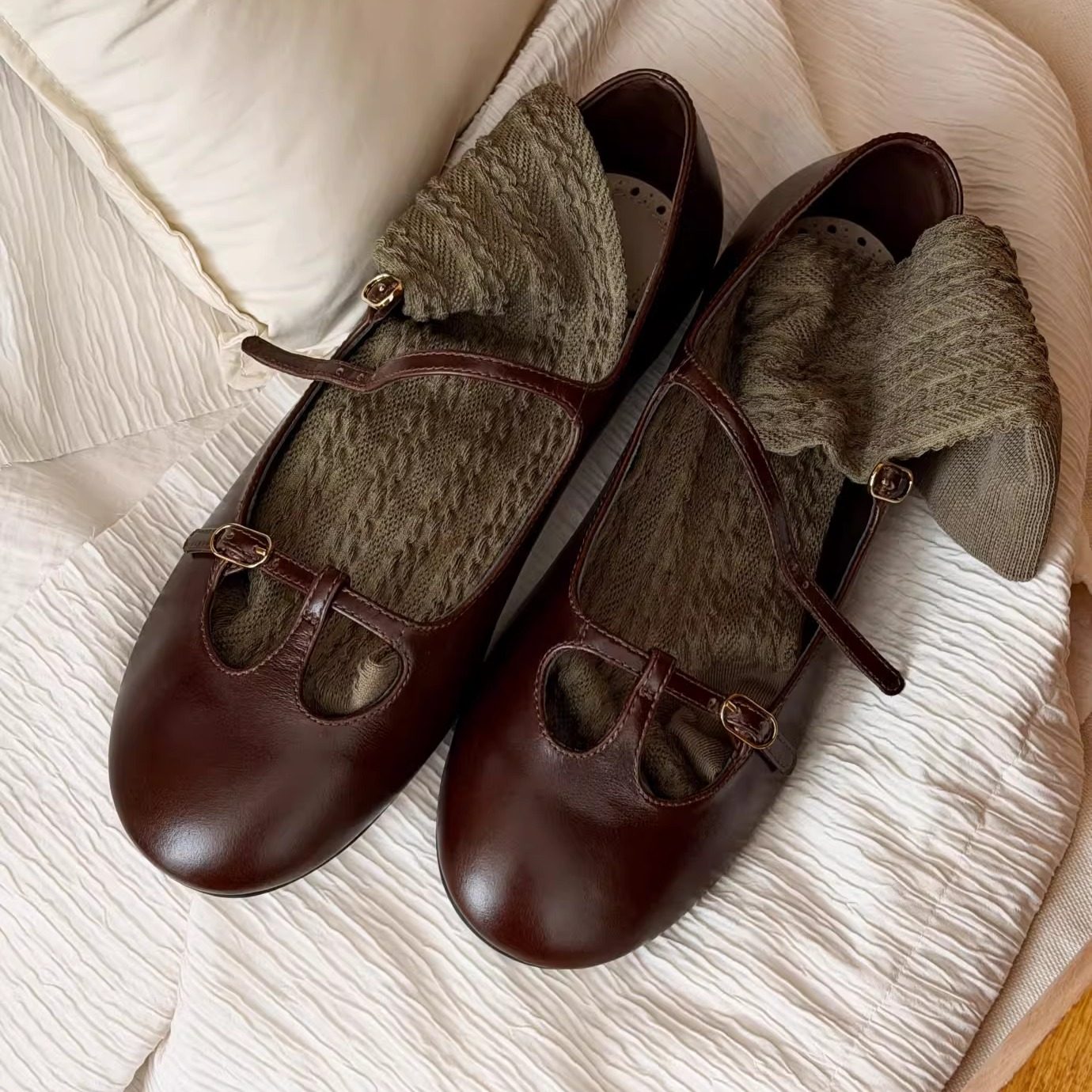 unfolio26春夏新款 Daphne复古镂空玛丽珍鞋,女鞋,时尚休闲鞋,淘宝优惠券,粉丝福利购,淘宝优惠卷