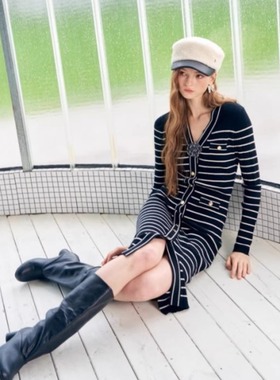 Aimme sparrow25FW 黑色条纹纽扣V领连衣裙