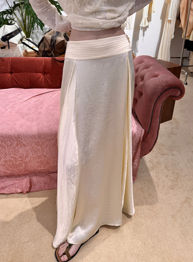 XU ZHI 26春季新品 风琴褶色丁插片伞裙