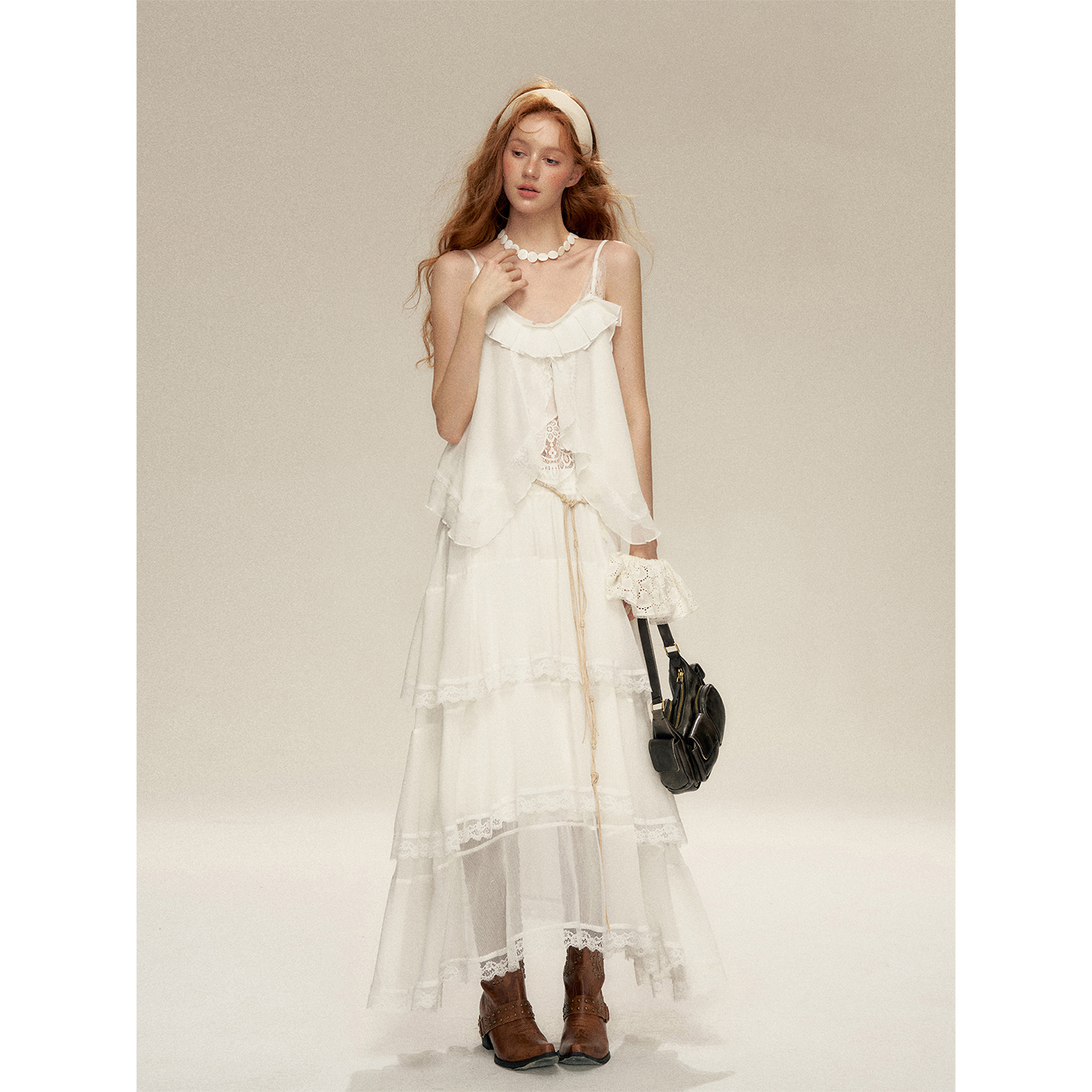 IHDXD 25AW 蕾丝荷叶边吊带白色蛋糕裙