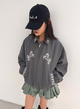 MARKGONG 26SS 十字绣装饰灰色棒球外套