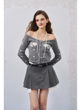 Three Quarters 26SS新款 灰色鸢尾提花一字肩针织开衫