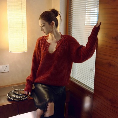 CNLEEWEI 26SS新品 小众原创设计V领宽松肌理蕾丝拼接毛织上衣