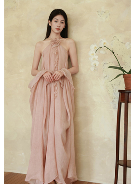 MOOD X MIURA Blush 烟粉色斗篷挂脖连衣裙