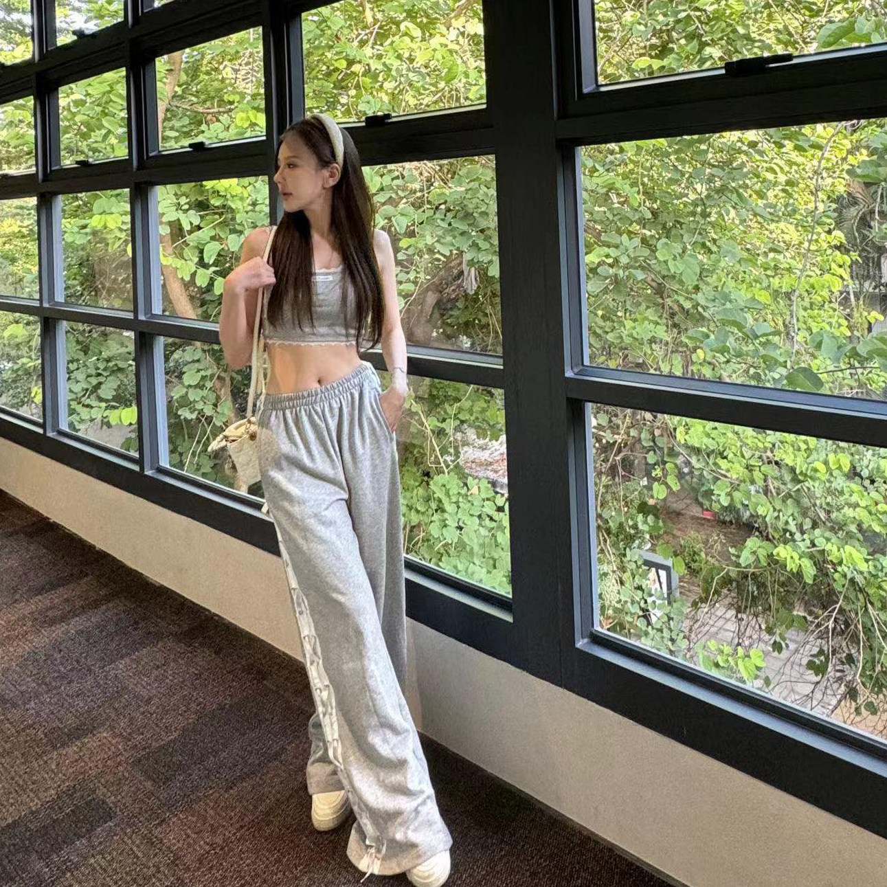 JAC FLEURANT 24夏季蕾丝边背心侧边银色缎带运动裤套装合集