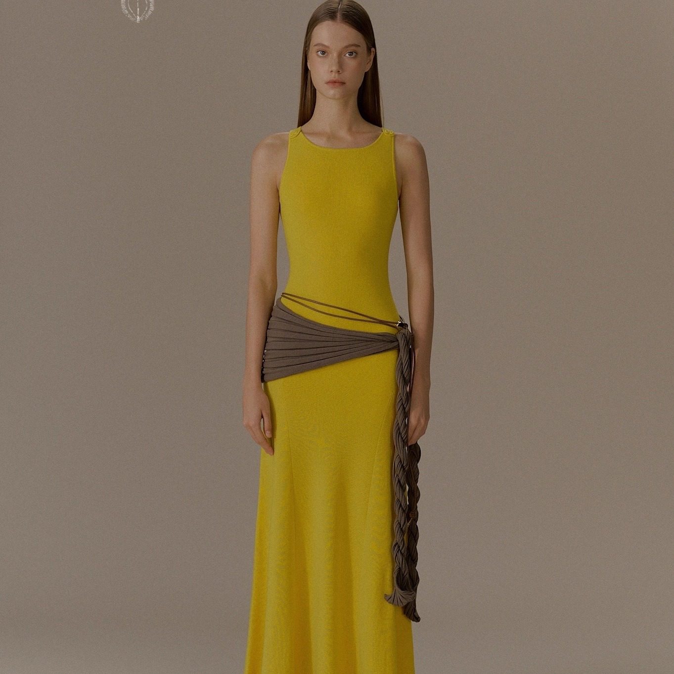 o cloche code_肩头纽扣连衣长裙_90%美丽奴羊毛10%弹力纤维