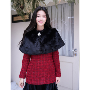 荷叶边裙黑色仿水貂毛披肩 25AW酒红花呢长袖 GUO JINGYI