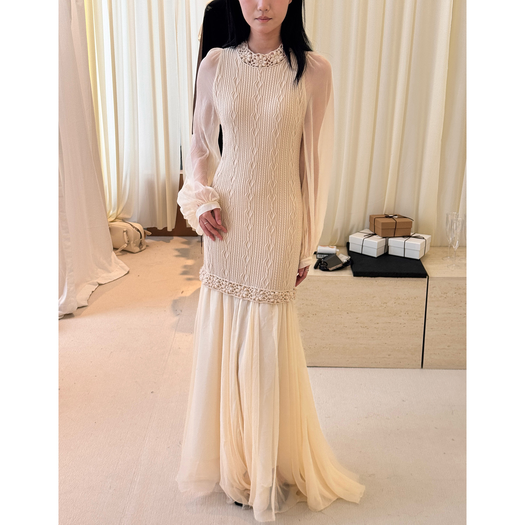 NONETONE · 奶杏色羊毛针织手钩花拼接真丝百褶针梭拼连衣裙,女装/女士精品,时尚套装,淘宝优惠券,粉丝福利购,淘宝优惠卷