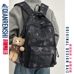 书包男生小学生五六年级超轻男孩高颜值双肩包涂鸦炫酷轻便背包男