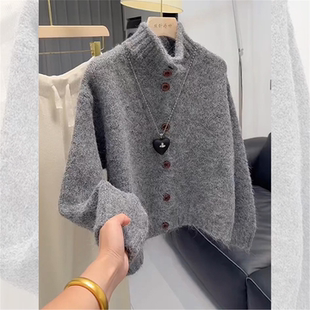 法式灰色高领浣熊绒开衫毛衣外套女2025秋冬季软糯厚款针织衫上衣