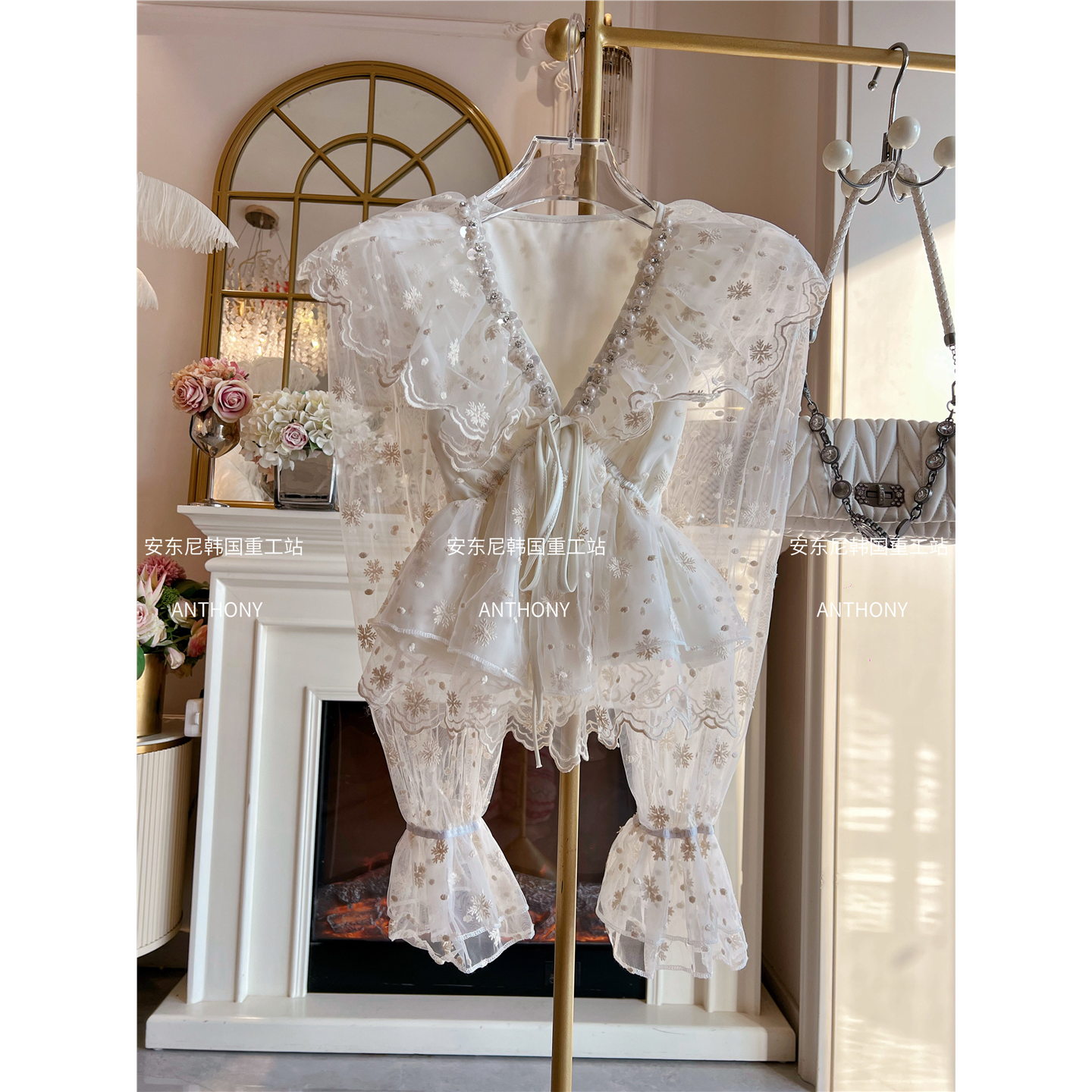 法式巨好看印花雪纺衫衬衫女2026年春季收腰显瘦V领甜美超仙小衫,女装/女士精品,蕾丝衫/雪纺衫,淘宝优惠券,粉丝福利购,淘宝优惠卷