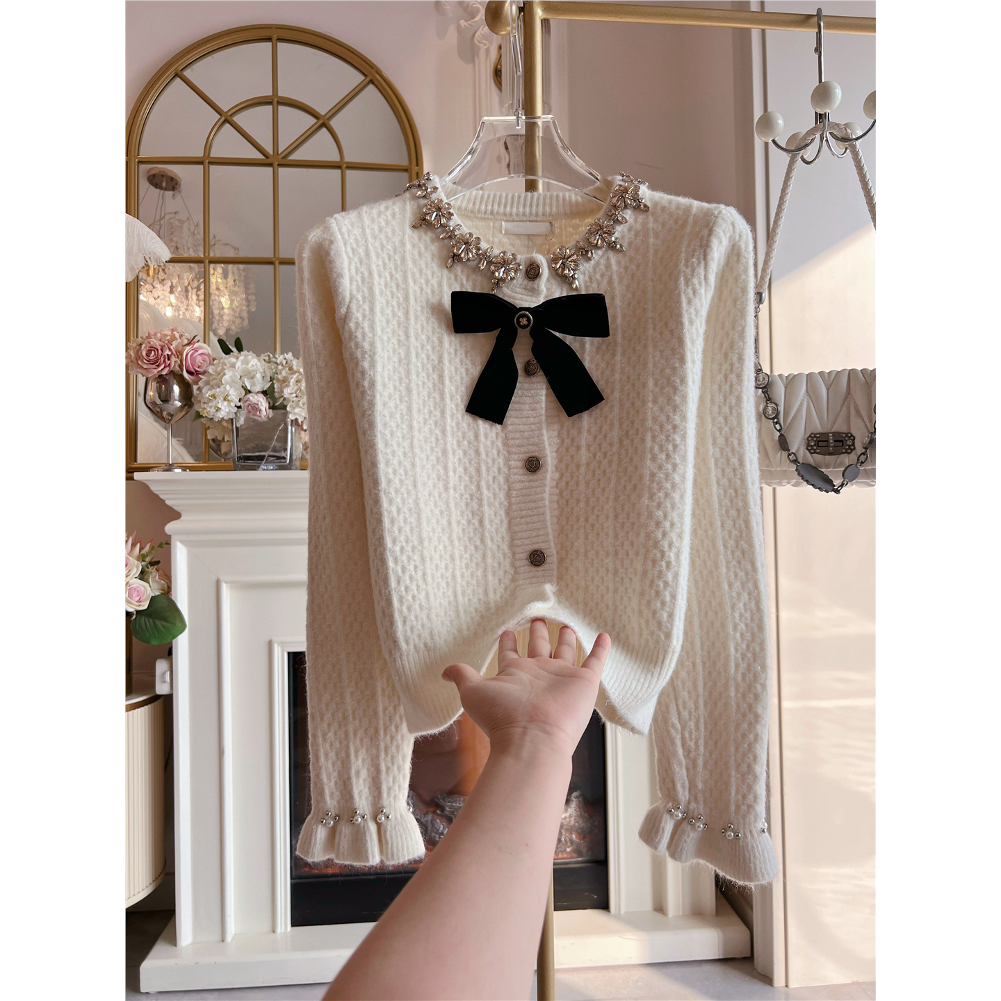 秋冬设计感重工镶钻蝴蝶结毛衣短外套女宽松单排扣长袖气质针织衫,女装/女士精品,毛针织衫,淘宝优惠券,粉丝福利购,淘宝优惠卷